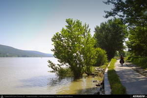 Traseu cu bicicleta MTB XC Esztergom - Domos - Visegrad - Szentendre : EuroVelo 6 - 5 - KERUCOV .ro © 2007 - 2025 || #traseecubicicleta #mtb #ssp
