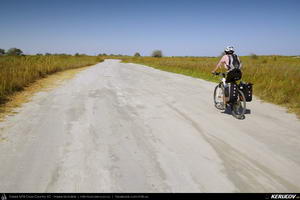 Traseu cu bicicleta MTB XC Jurilovca - Cetatea Histria - Vadu - Mamaia - Constanta (3 zile) - KERUCOV .ro © 2007 - 2025 || #traseecubicicleta #mtb #ssp
