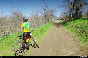 Trasee cu bicicleta MTB XC - Traseu MTB Garboavele XC 2013: Padurea Garboavele (concurs MTB) de Andrei Vocurek