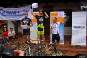 Trasee cu bicicleta MTB XC - Traseu MTB Garboavele XC 2013: Padurea Garboavele (concurs MTB) de Andrei Vocurek