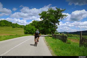 Traseu cu bicicleta MTB XC Pitesti - Mioveni - Davidesti - Vulturesti - Hartiesti - Lucieni - KERUCOV .ro © 2007 - 2025 || #traseecubicicleta #mtb #ssp