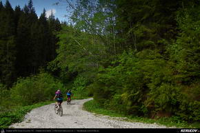 Trasee cu bicicleta MTB XC - Traseu MTB Predeal - Valea Azugii - Azuga - Busteni - Sinaia - Valea Rea de Andrei Vocurek