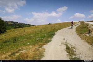Trasee cu bicicleta MTB XC - Traseu MTB Predeal - Zarnesti - Rasnov - Poiana Brasov - Brasov (2 zile) de Andrei Vocurek
