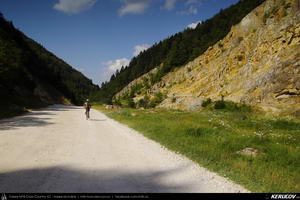 Trasee cu bicicleta MTB XC - Traseu MTB Predeal - Zarnesti - Rasnov - Poiana Brasov - Brasov (2 zile) de Andrei Vocurek