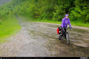 Trasee cu bicicleta MTB XC - Traseu MTB Coronini - Moldova Noua - Sasca Montana - Ilidia - Oravita (Banatul Montan - Muntii Locvei) de Andrei Vocurek