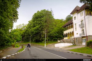 Trasee cu bicicleta MTB XC - Traseu MTB Caciulata - Valea Pausa - Manastirea Stanisoara - Manastirea Turnu - Calimanesti (Parcul National Cozia) de Andrei Vocurek