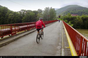 Trasee cu bicicleta MTB XC - Traseu MTB Caciulata - Valea Pausa - Manastirea Stanisoara - Manastirea Turnu - Calimanesti (Parcul National Cozia) de Andrei Vocurek