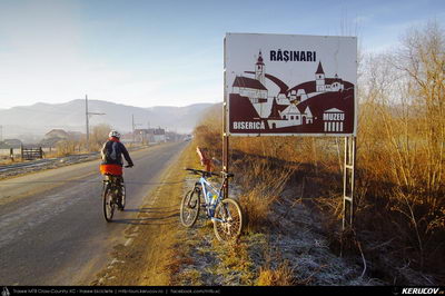 Traseu cu bicicleta MTB XC Sibiu - Rasinari - Gura Raului - Poplaca - Dumbrava Sibiului (Marginimea Sibiului) - KERUCOV .ro © 2007 - 2025 || #traseecubicicleta #mtb #ssp