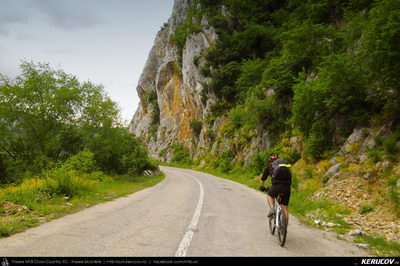 Traseu cu bicicleta MTB XC Orsova - Eselnita - Dubova - Svinita - Berzasca - Coronini (Clisura Dunarii / Portile de Fier - Cazanele Dunarii) - KERUCOV .ro © 2007 - 2025 || #traseecubicicleta #mtb #ssp