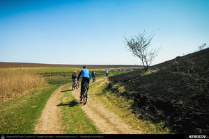 Trasee cu bicicleta MTB XC - Traseu MTB Bucuresti - Branesti - Islaz - Belciugatele - Candeasca (Cu bicicleta la tara - Balta Belciugatele) de Andrei Vocurek