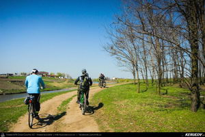 Trasee cu bicicleta MTB XC - Traseu MTB Bucuresti - Branesti - Islaz - Belciugatele - Candeasca (Cu bicicleta la tara - Balta Belciugatele) de Andrei Vocurek