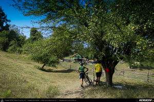 Trasee cu bicicleta MTB XC - Traseu MTB Campina Open MTB 2015: Platoul Muscel - Dealul Voila - Plaiu Campinei - Valea Oprii - Cornu - Platoul Muscel (concurs MTB) de Andrei Vocurek