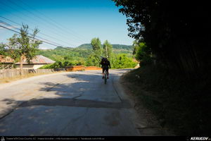 Trasee cu bicicleta MTB XC - Traseu MTB Muntii Capatanii: Petrimanu - Curmatura Oltetului - Polovragi - Horezu - Tomsani - Babeni (Lacul Petrimanu - Lacul Galbenu - Pasul Curmatura Oltetului - Cheile Oltetului) de Andrei Vocurek