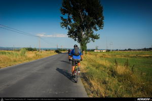 Trasee cu bicicleta MTB XC - Traseu MTB Muntii Capatanii: Petrimanu - Curmatura Oltetului - Polovragi - Horezu - Tomsani - Babeni (Lacul Petrimanu - Lacul Galbenu - Pasul Curmatura Oltetului - Cheile Oltetului) de Andrei Vocurek