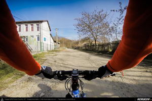Trasee cu bicicleta MTB XC - Traseu MTB Fieni - Runcu - Raul Alb - Sipot - Vulcana Bai - Sotanga - Targoviste (Schitul Bunea si Padurea Vulcana) de Andrei Vocurek