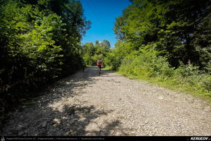 Trasee cu bicicleta MTB XC - Traseu MTB Floresti - Moreni - I.L. Caragiale - Ratoaia - Dobra - Titu (Micul Trianon - cazemata germana - Zimbraria Neagra Bucsani) de Andrei Vocurek