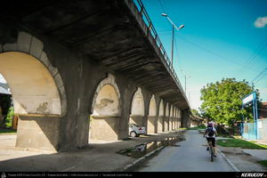 Trasee cu bicicleta MTB XC - Traseu MTB Gaesti - Slobozia - Glavacioc - Negrasi - Mozacu - Rascaeti - Gaesti (Manastirea Glavacioc si Poiana cu narcise Negrasi) de Andrei Vocurek