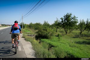 Trasee cu bicicleta MTB XC - Traseu MTB Golesti - Stefanesti - Mioveni - Bajesti - Colibasi - Fagetu - Golesti (Curtea lui Mares Bajescu, Cula Racovita, Conacul Golesti) de Andrei Vocurek