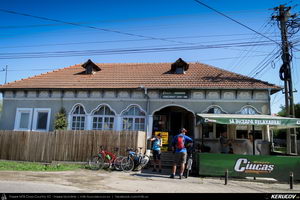Trasee cu bicicleta MTB XC - Traseu MTB Golesti - Stefanesti - Mioveni - Bajesti - Colibasi - Fagetu - Golesti (Curtea lui Mares Bajescu, Cula Racovita, Conacul Golesti) de Andrei Vocurek