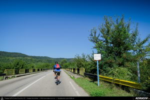 Trasee cu bicicleta MTB XC - Traseu MTB Golesti - Stefanesti - Mioveni - Bajesti - Colibasi - Fagetu - Golesti (Curtea lui Mares Bajescu, Cula Racovita, Conacul Golesti) de Andrei Vocurek