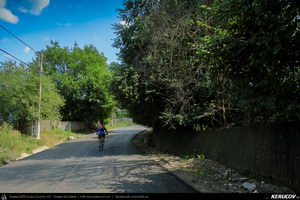 Trasee cu bicicleta MTB XC - Traseu MTB Golesti - Stefanesti - Mioveni - Bajesti - Colibasi - Fagetu - Golesti (Curtea lui Mares Bajescu, Cula Racovita, Conacul Golesti) de Andrei Vocurek