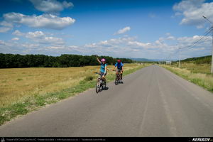 Trasee cu bicicleta MTB XC - Traseu MTB Golesti - Stefanesti - Mioveni - Bajesti - Colibasi - Fagetu - Golesti (Curtea lui Mares Bajescu, Cula Racovita, Conacul Golesti) de Andrei Vocurek