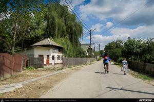 Trasee cu bicicleta MTB XC - Traseu MTB Golesti - Stefanesti - Mioveni - Bajesti - Colibasi - Fagetu - Golesti (Curtea lui Mares Bajescu, Cula Racovita, Conacul Golesti) de Andrei Vocurek