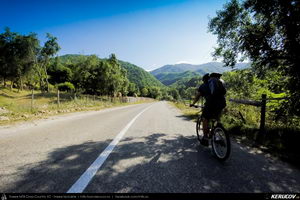 Trasee cu bicicleta MTB XC - Traseu MTB Muntii Latoritei: Gara Lotru - Brezoi - Valea lui Stan - Malaia - Ciungetu - Petrimanu (Lacul Bradisor - Lacul Malaia - Valea Latoritei - Lacul Petrimanu - Lacul Galbenu) de Andrei Vocurek