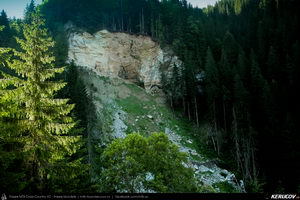 Trasee cu bicicleta MTB XC - Traseu MTB Muntii Latoritei: Gara Lotru - Brezoi - Valea lui Stan - Malaia - Ciungetu - Petrimanu (Lacul Bradisor - Lacul Malaia - Valea Latoritei - Lacul Petrimanu - Lacul Galbenu) de Andrei Vocurek