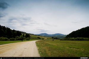 Trasee cu bicicleta MTB XC - Traseu MTB Zarnesti - Valea Barsei - Cabana Plaiul Foii - Zarnesti (varianta familie, copil de 1 an) de Andrei Vocurek