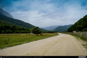 Trasee cu bicicleta MTB XC - Traseu MTB Zarnesti - Valea Barsei - Cabana Plaiul Foii - Zarnesti (varianta familie, copil de 1 an) de Andrei Vocurek