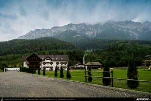 Trasee cu bicicleta MTB XC - Traseu MTB Zarnesti - Valea Barsei - Cabana Plaiul Foii - Zarnesti (varianta familie, copil de 1 an) de Andrei Vocurek
