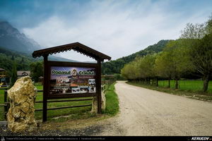 Trasee cu bicicleta MTB XC - Traseu MTB Zarnesti - Valea Barsei - Cabana Plaiul Foii - Zarnesti (varianta familie, copil de 1 an) de Andrei Vocurek