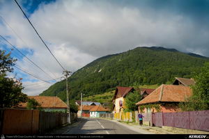 Trasee cu bicicleta MTB XC - Traseu MTB Zarnesti - Predelut - Bran - Predelut - Zarnesti (varianta familie, copil de 1 an) de Andrei Vocurek