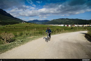 Trasee cu bicicleta MTB XC - Traseu MTB Zarnesti - Predelut - Bran - Predelut - Zarnesti (varianta familie, copil de 1 an) de Andrei Vocurek