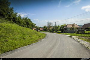 Trasee cu bicicleta MTB XC - Traseu MTB Avrig - Sacadate - Nucet - Cornatel - Nocrich (varianta familie, copil de 2 ani) de Andrei Vocurek