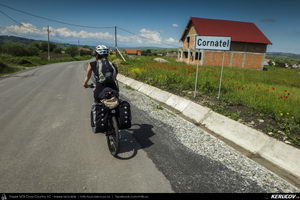Trasee cu bicicleta MTB XC - Traseu MTB Avrig - Sacadate - Nucet - Cornatel - Nocrich (varianta familie, copil de 2 ani) de Andrei Vocurek