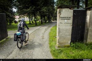Trasee cu bicicleta MTB XC - Traseu MTB Avrig - Sacadate - Nucet - Cornatel - Nocrich (varianta familie, copil de 2 ani) de Andrei Vocurek