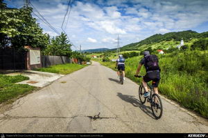 Trasee cu bicicleta MTB XC - Traseu MTB Muntii Buzaului - Tinutul Buzaului: Berca - Cozieni - Ulmet - Odaile - Scortoasa - Policiori - Berca (Trovantii sau Babele de la Ulmet, Vulcanii Noroiosi) de Andrei Vocurek