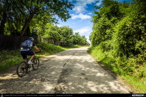 Trasee cu bicicleta MTB XC - Traseu MTB Muntii Buzaului - Tinutul Buzaului: Berca - Cozieni - Ulmet - Odaile - Scortoasa - Policiori - Berca (Trovantii sau Babele de la Ulmet, Vulcanii Noroiosi) de Andrei Vocurek