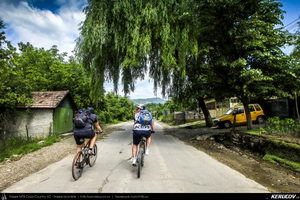 Trasee cu bicicleta MTB XC - Traseu MTB Muntii Buzaului - Tinutul Buzaului: Berca - Cozieni - Ulmet - Odaile - Scortoasa - Policiori - Berca (Trovantii sau Babele de la Ulmet, Vulcanii Noroiosi) de Andrei Vocurek