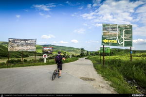 Trasee cu bicicleta MTB XC - Traseu MTB Muntii Buzaului - Tinutul Buzaului: Berca - Cozieni - Ulmet - Odaile - Scortoasa - Policiori - Berca (Trovantii sau Babele de la Ulmet, Vulcanii Noroiosi) de Andrei Vocurek