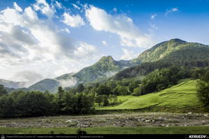 Trasee cu bicicleta MTB XC - Traseu MTB Tara Lovistei: Gara Lotru - Perisani - Pripoare - Salatrucu - Suici - Robaia - Calimanesti (Masivul Cozia, Posada de la Perisani si Valea Topologului) de Andrei Vocurek