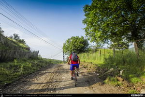 Trasee cu bicicleta MTB XC - Traseu MTB Tara Lovistei: Gara Lotru - Perisani - Pripoare - Salatrucu - Suici - Robaia - Calimanesti (Masivul Cozia, Posada de la Perisani si Valea Topologului) de Andrei Vocurek