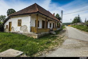 Trasee cu bicicleta MTB XC - Traseu MTB Tara Lovistei: Gara Lotru - Perisani - Pripoare - Salatrucu - Suici - Robaia - Calimanesti (Masivul Cozia, Posada de la Perisani si Valea Topologului) de Andrei Vocurek