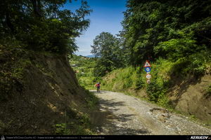 Trasee cu bicicleta MTB XC - Traseu MTB Tara Lovistei: Gara Lotru - Perisani - Pripoare - Salatrucu - Suici - Robaia - Calimanesti (Masivul Cozia, Posada de la Perisani si Valea Topologului) de Andrei Vocurek