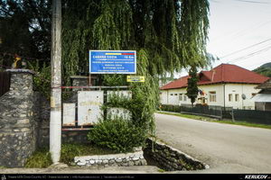 Trasee cu bicicleta MTB XC - Traseu MTB Tara Lovistei: Gara Lotru - Perisani - Pripoare - Salatrucu - Suici - Robaia - Calimanesti (Masivul Cozia, Posada de la Perisani si Valea Topologului) de Andrei Vocurek