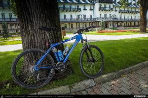 Trasee cu bicicleta MTB XC - Traseu MTB Tara Lovistei: Gara Lotru - Perisani - Pripoare - Salatrucu - Suici - Robaia - Calimanesti (Masivul Cozia, Posada de la Perisani si Valea Topologului) de Andrei Vocurek