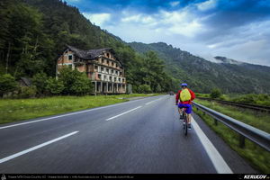 Trasee cu bicicleta MTB XC - Traseu MTB Tara Lovistei: Gara Lotru - Perisani - Pripoare - Salatrucu - Suici - Robaia - Calimanesti (Masivul Cozia, Posada de la Perisani si Valea Topologului) de Andrei Vocurek