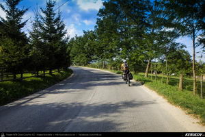Trasee cu bicicleta MTB XC - Traseu MTB Zarnesti - Magura - Pestera - Moieciu - Bran - Predelut - Zarnesti (varianta familie, copil de 2 ani) de Andrei Vocurek